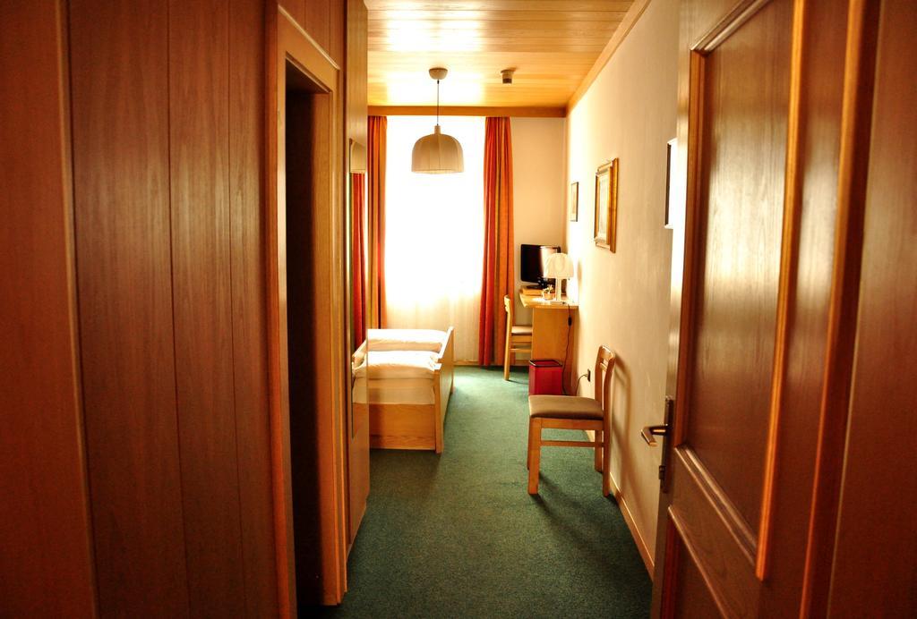 Hotel Grauer Baer Brixen Pokoj fotografie