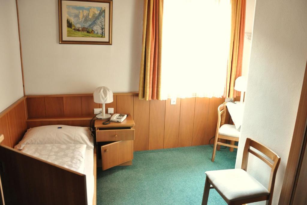 Hotel Grauer Baer Brixen Pokoj fotografie